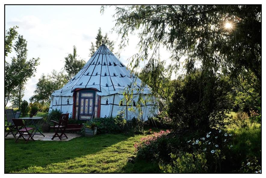 Au Bonheur Nomade Hotel Livry  Екстериор снимка
