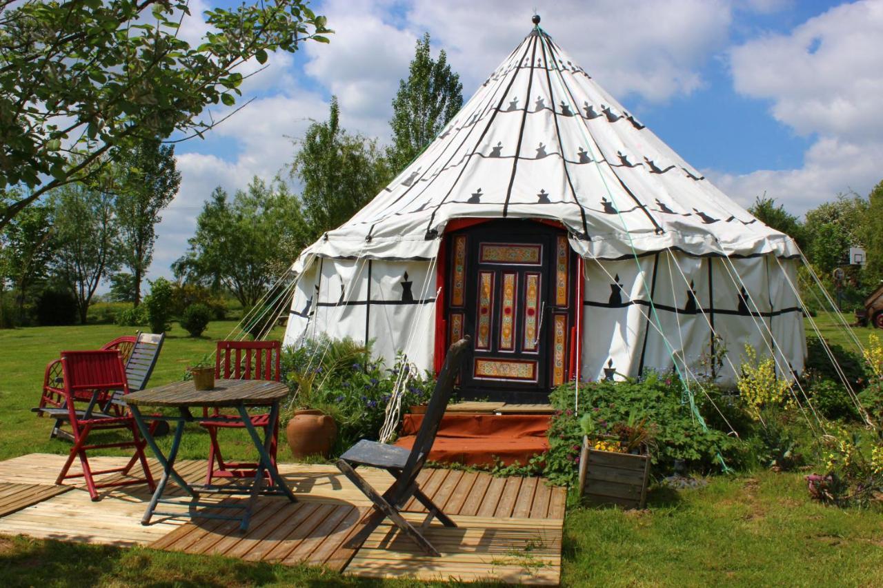 Au Bonheur Nomade Hotel Livry  Екстериор снимка