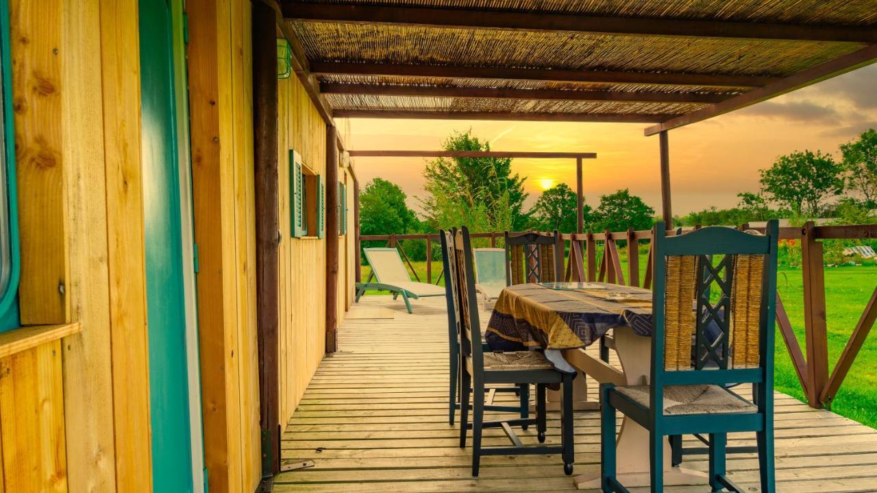 Au Bonheur Nomade Hotel Livry  Екстериор снимка