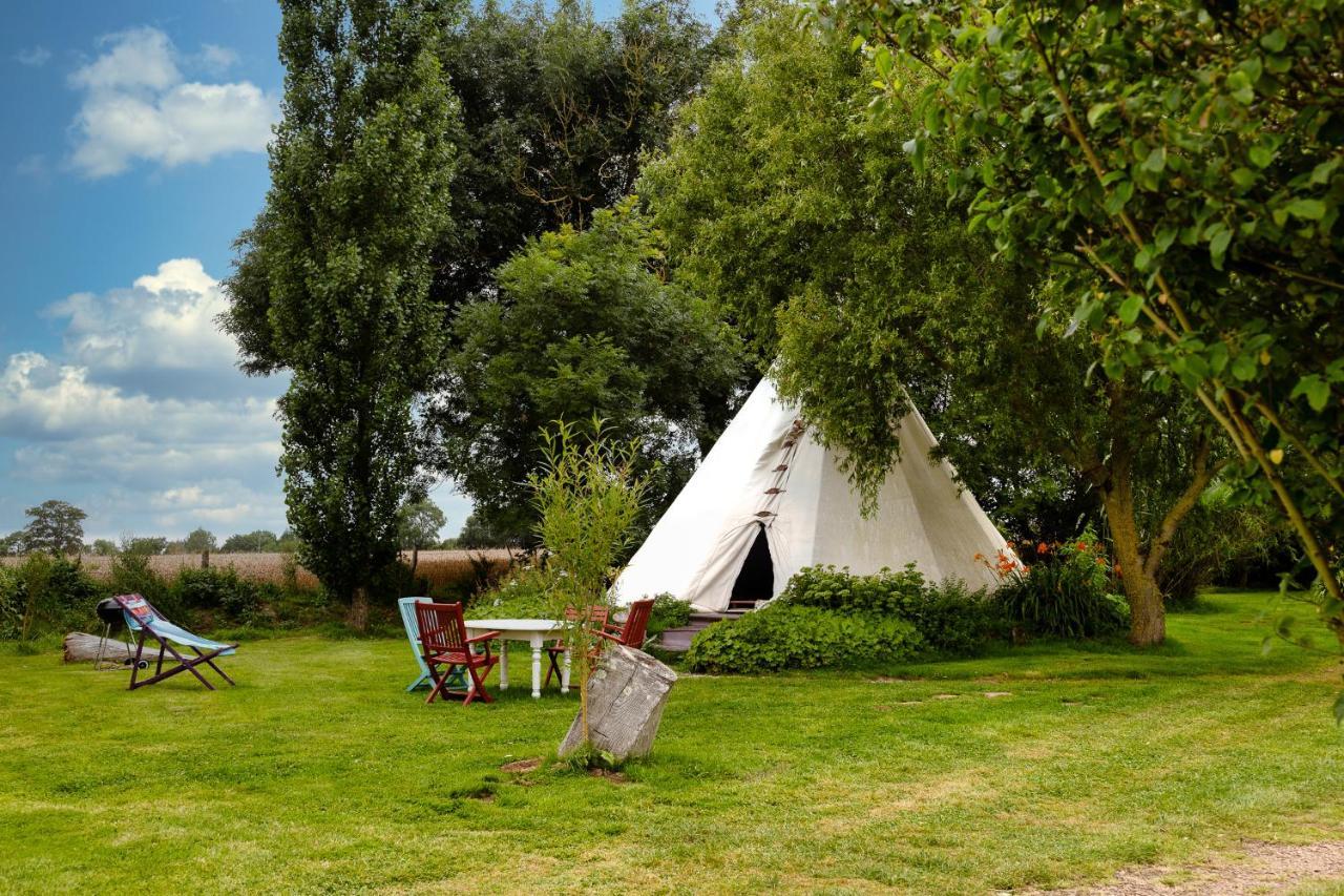 Au Bonheur Nomade Hotel Livry  Екстериор снимка