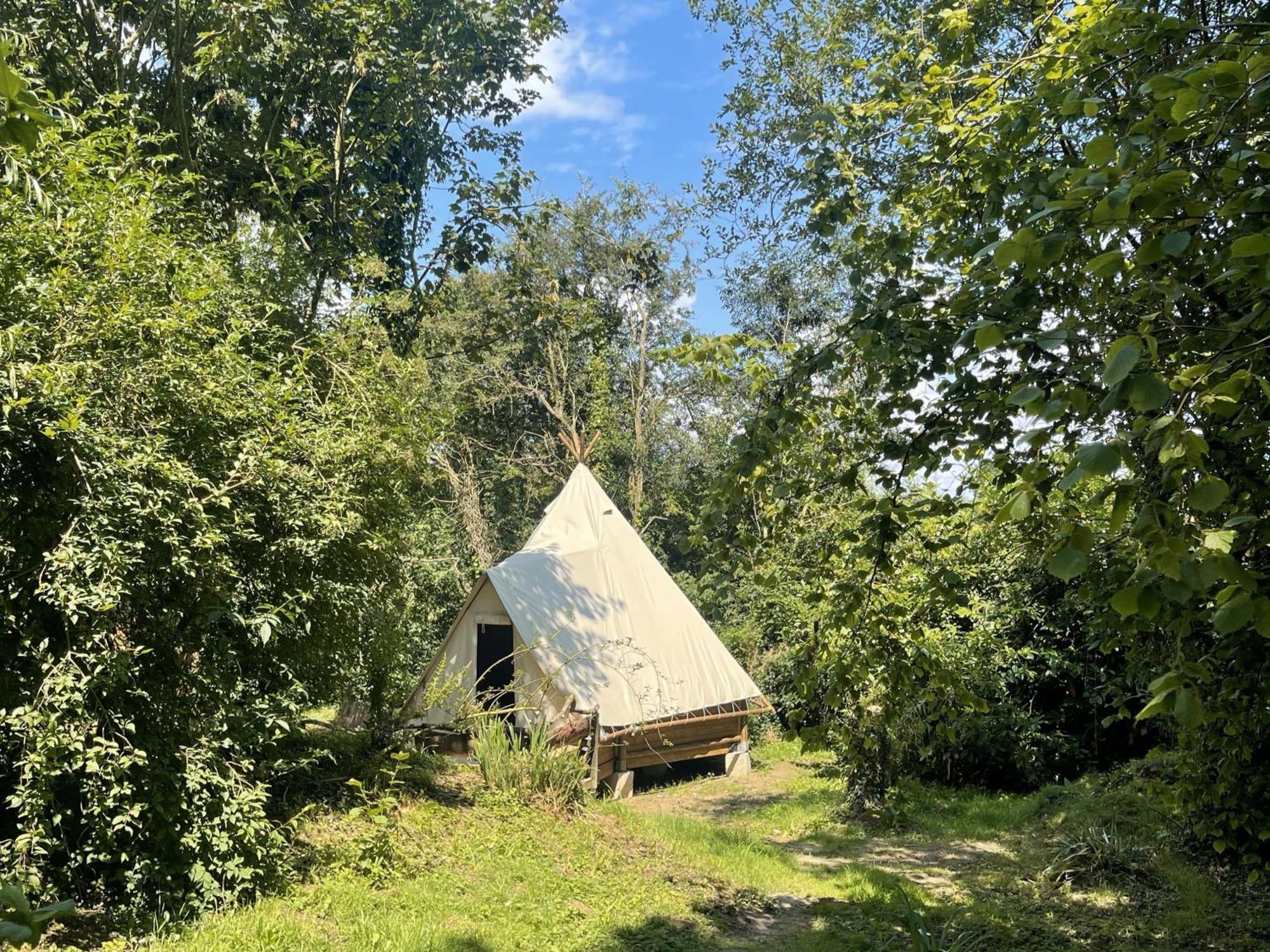 Au Bonheur Nomade Hotel Livry  Екстериор снимка
