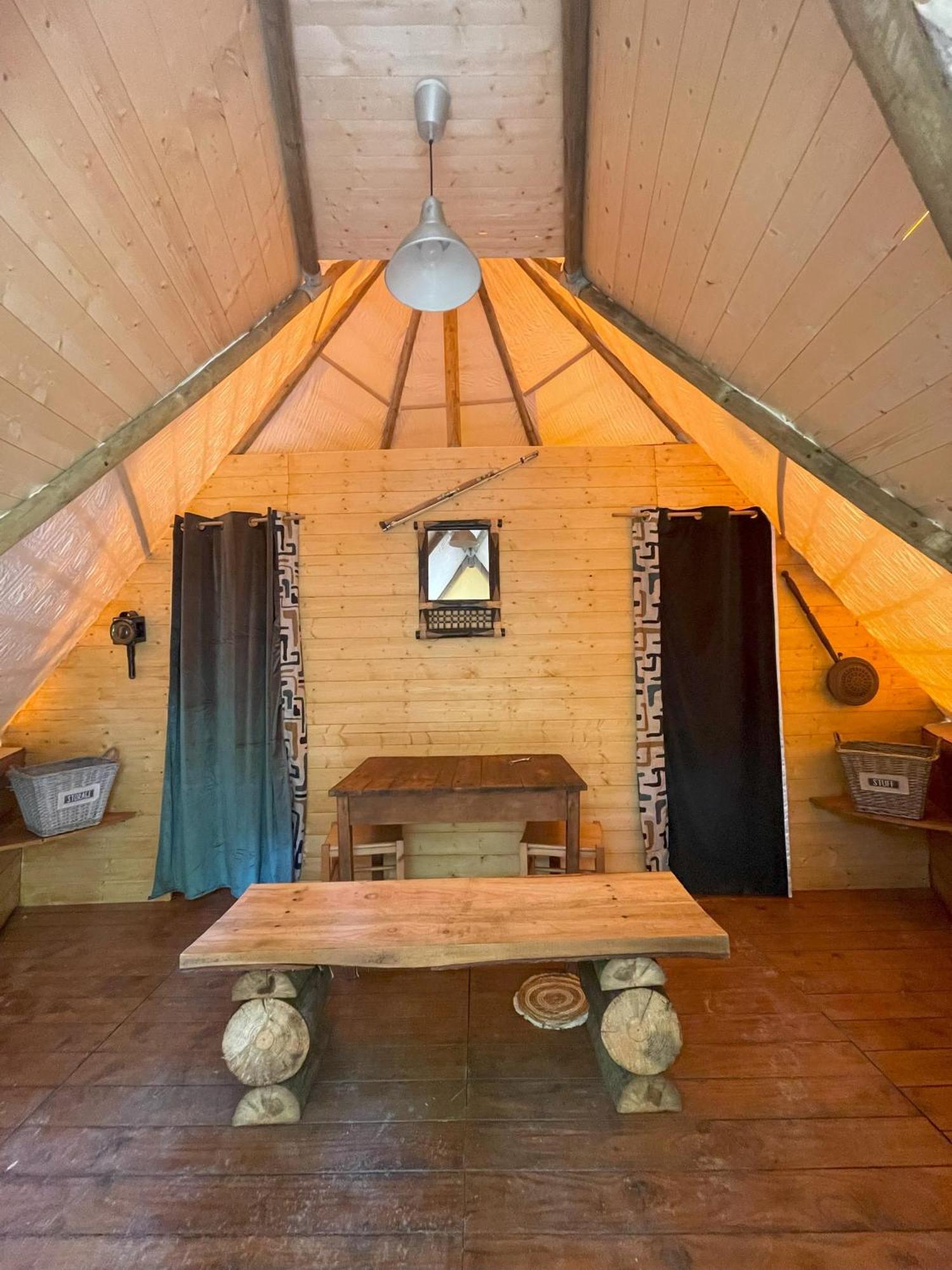 Au Bonheur Nomade Hotel Livry  Екстериор снимка